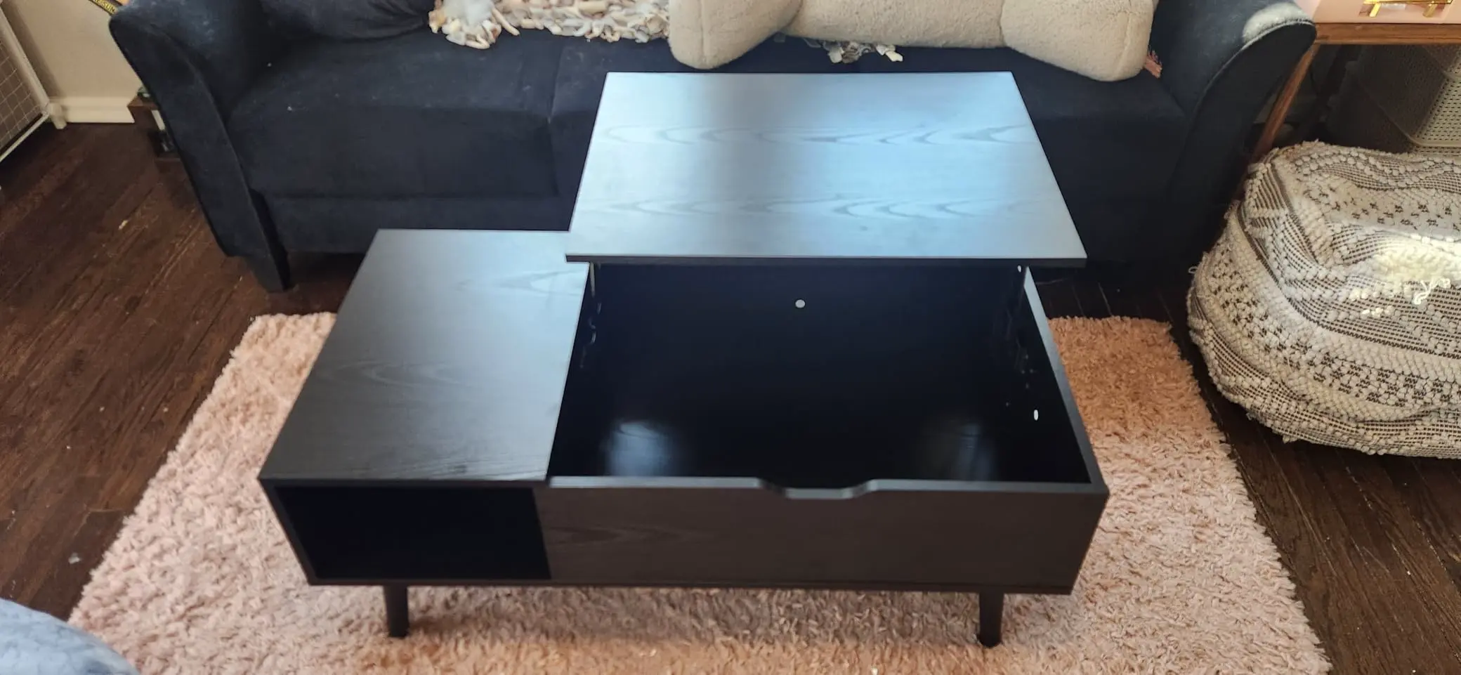 Masă de cafea din lemn cu raft de depozitare, fotografie client 2